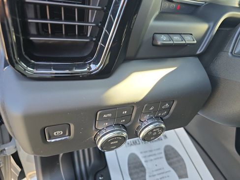 New 2026 GMC Sierra 2500 AT4 w/ AT4 Premium Plus Package image 22