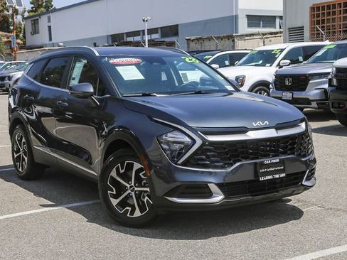 Certified 2023 Kia Sportage EX AWD/4WD image 2