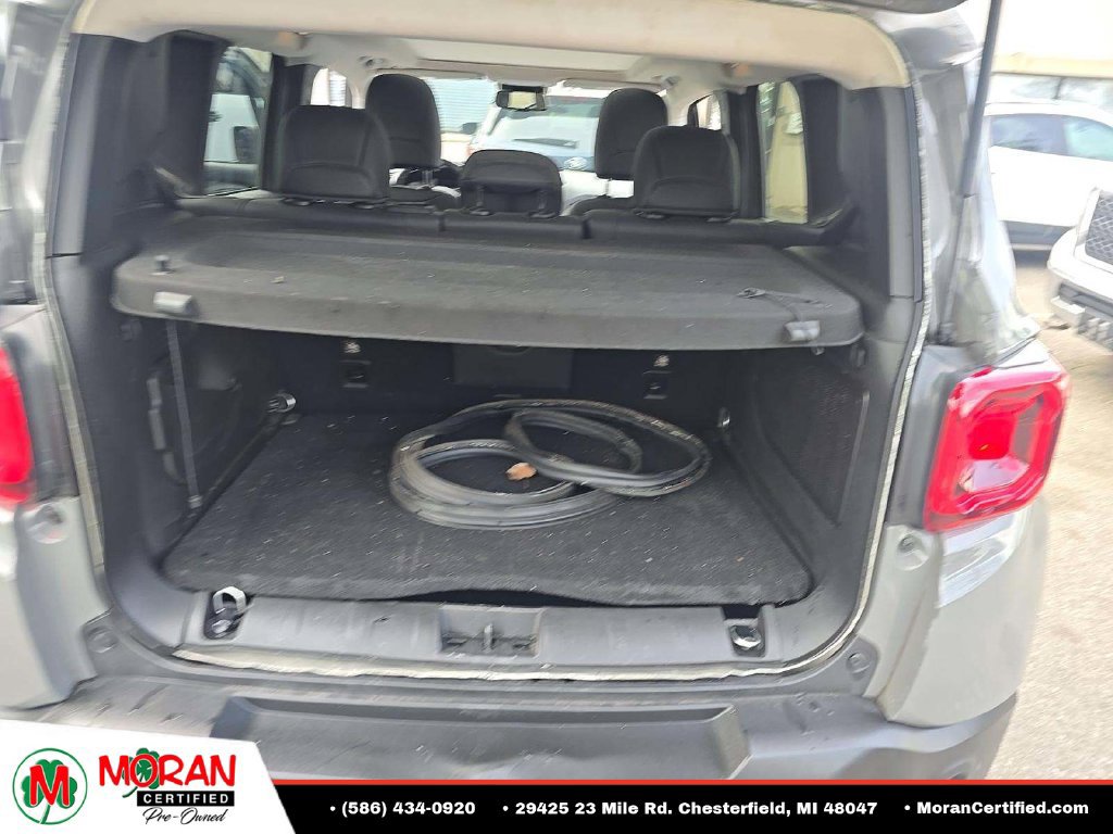Used 2021 Jeep Renegade Limited w/ Sun & Sound Group AWD/4WD image 12
