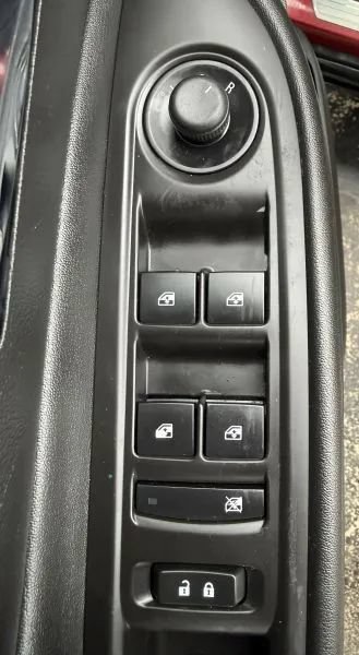 Used 2017 Buick Encore Essence w/ Experience Buick Package FWD image 41