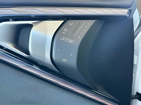 New 2026 BMW X3 xDrive30 w/ Premium Package image 12