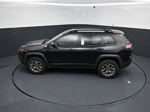 Used 2022 Jeep Cherokee Trailhawk AWD/4WD image 36