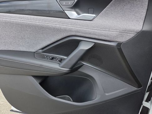 New 2026 Volkswagen Tiguan S FWD image 20