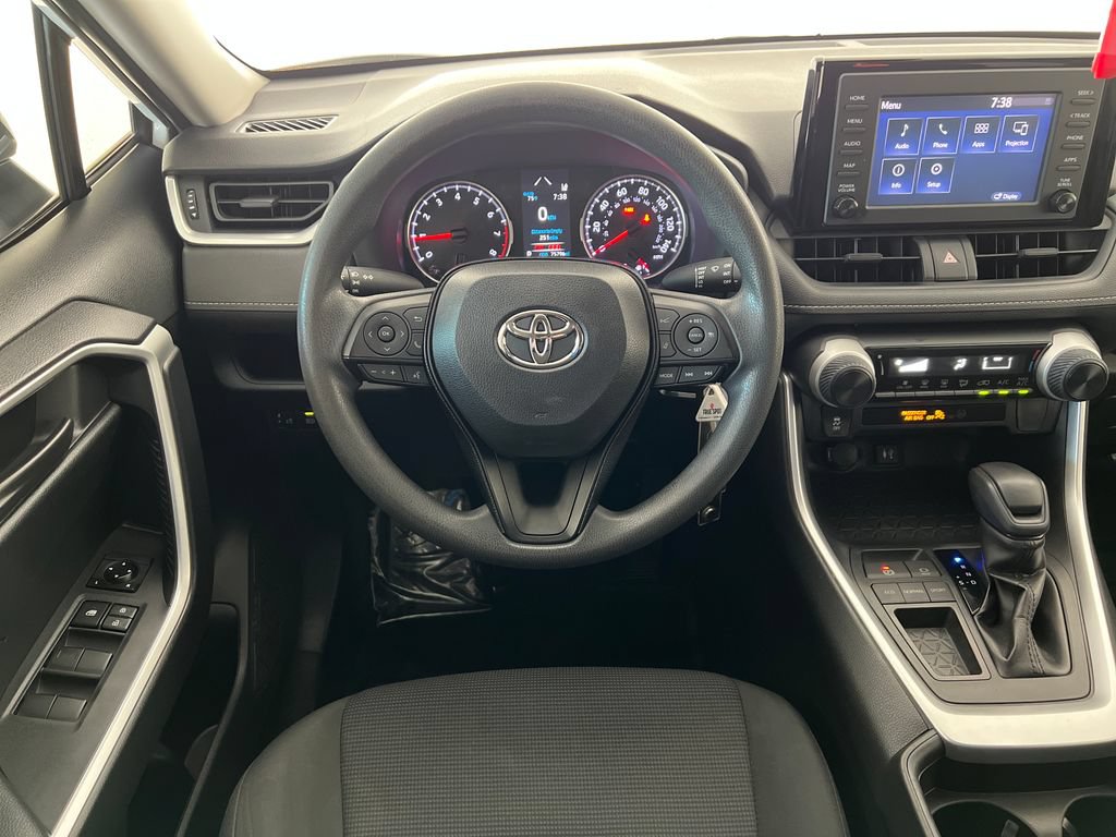 Used 2019 Toyota RAV4 LE w/ Carpet Mat Package FWD image 16