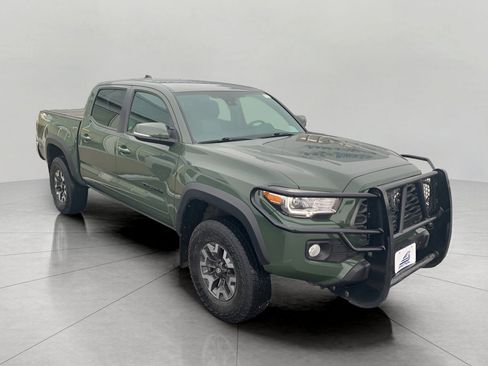 Used 2021 Toyota Tacoma TRD Off-Road image 1