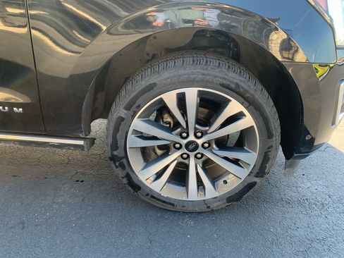 Used 2021 Ford Expedition Max Platinum image 9