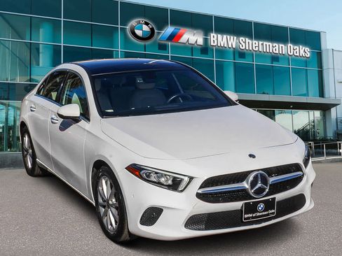 Used 2022 Mercedes-Benz A 220 image 3