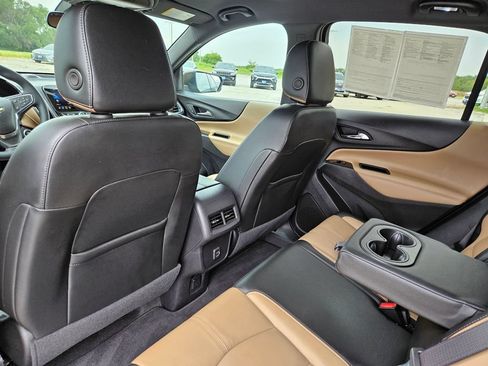 Used 2024 Chevrolet Equinox Premier FWD image 25
