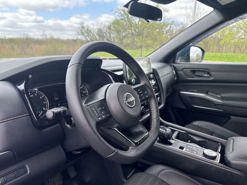 Used 2024 Nissan Pathfinder Rock Creek AWD/4WD image 21