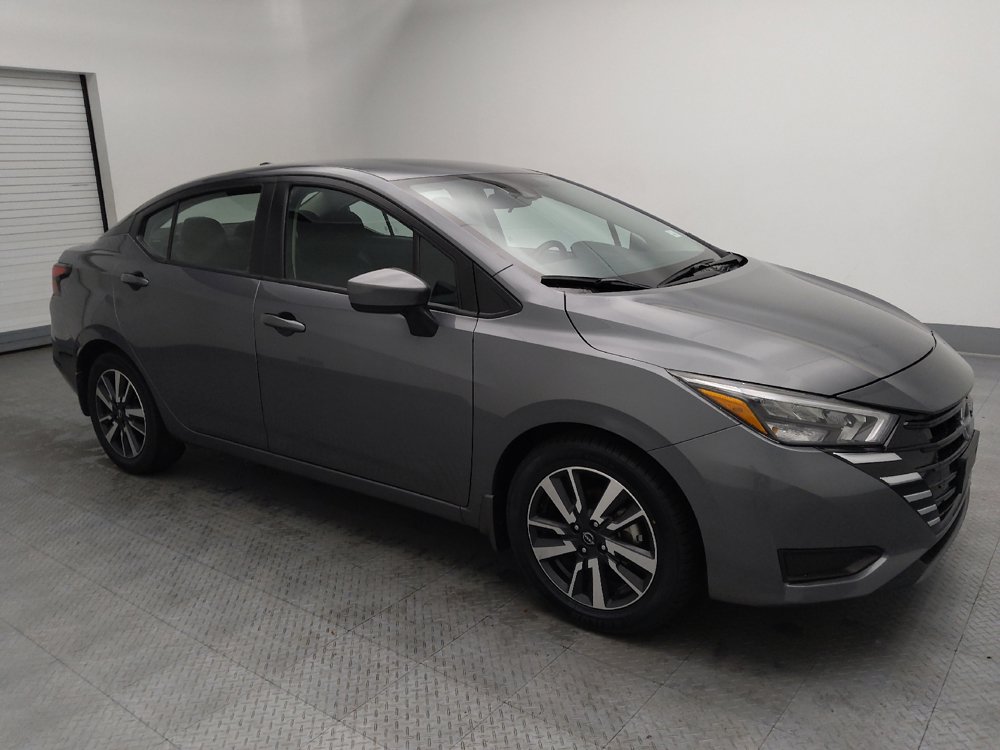 Used 2025 Nissan Versa SV w/ Trunk Package FWD image 10