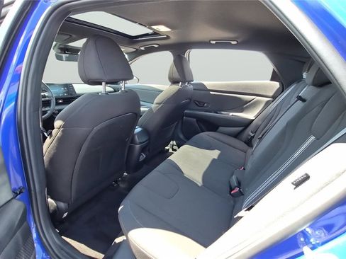 Used 2026 Hyundai Elantra SEL Sport Premium FWD image 18