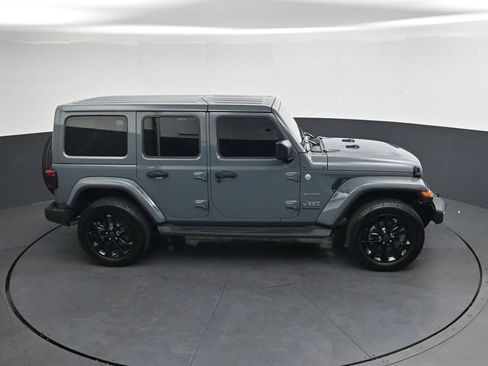 Used 2024 Jeep Wrangler Unlimited Sahara w/ Technology Group AWD/4WD image 23