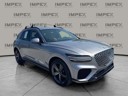 Used 2023 Genesis GV70 2.5T w/ Sport Prestige Package AWD/4WD image 4