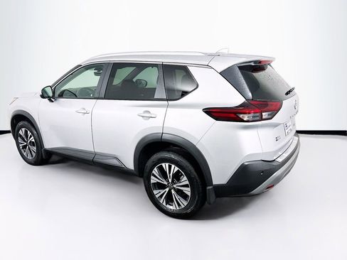 Used 2023 Nissan Rogue SV w/ SV Premium Package image 5