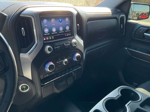 Used 2020 GMC Sierra 1500 Elevation w/ Elevation Value Package AWD/4WD image 8