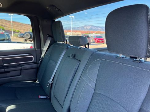 New 2026 RAM 2500 Big Horn AWD/4WD image 20