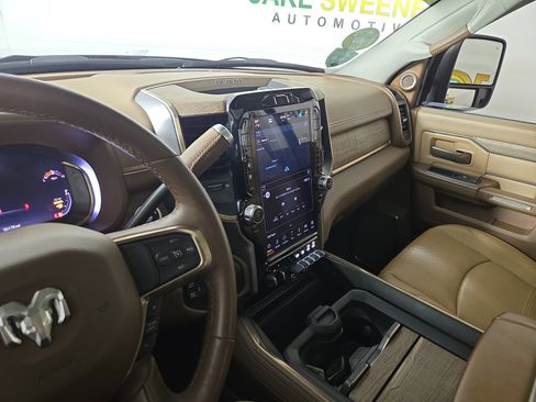 Used 2023 RAM 2500 Limited image 26