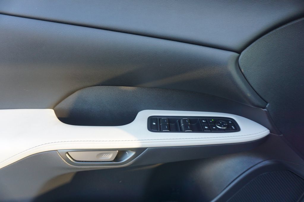 Used 2023 Lexus RX 350 Premium w/ Cold Area Package FWD image 4