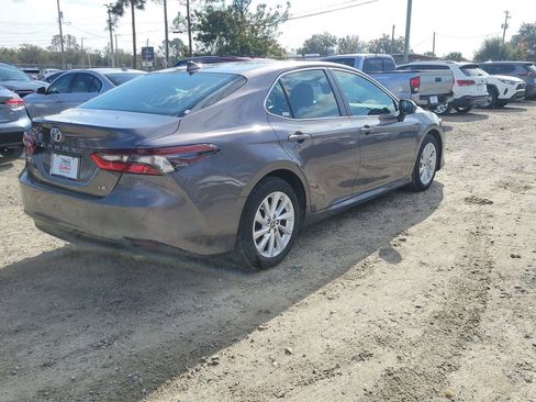 Used 2023 Toyota Camry LE image 3