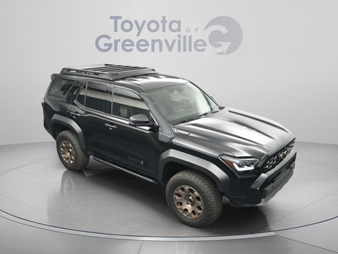 Used 2025 Toyota 4Runner Trailhunter AWD/4WD image 20