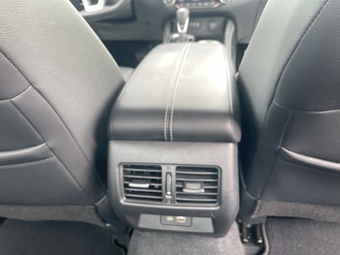 Used 2021 Nissan Altima 2.5 SL FWD image 16