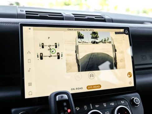 New 2026 Land Rover Defender 110 X-Dynamic SE AWD/4WD image 27