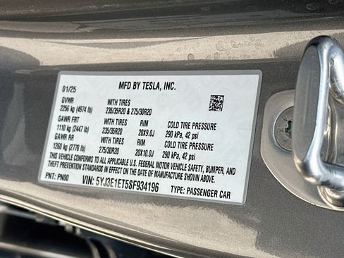 Used 2025 Tesla Model 3 Performance AWD/4WD image 12
