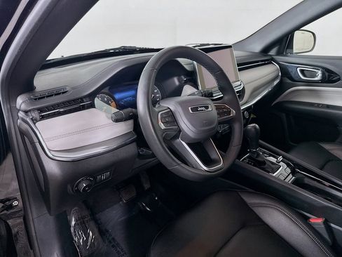 Used 2024 Jeep Compass Limited AWD/4WD image 16