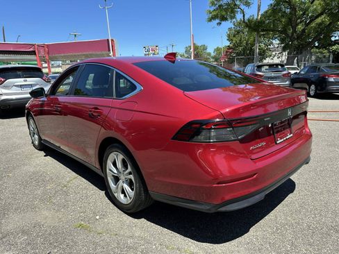 Used 2023 Honda Accord LX image 5