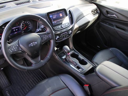 Used 2023 Chevrolet Equinox RS w/ RS Leather Package AWD/4WD image 2