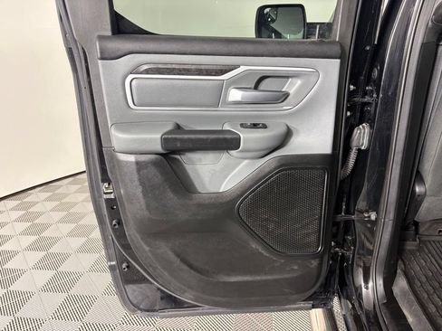 Used 2022 RAM 1500 Big Horn AWD/4WD image 37