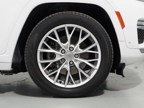 Used 2023 Jeep Grand Cherokee Summit 4xe w/ Advanced Protech Group IV image 70