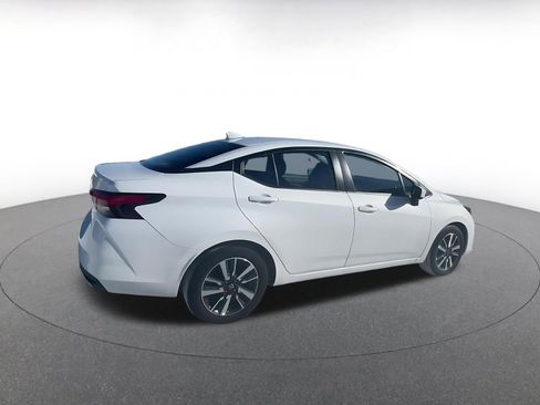 Used 2025 Nissan Versa SV image 15