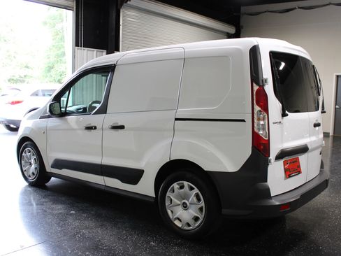 Used 2018 Ford Transit Connect XL FWD image 5