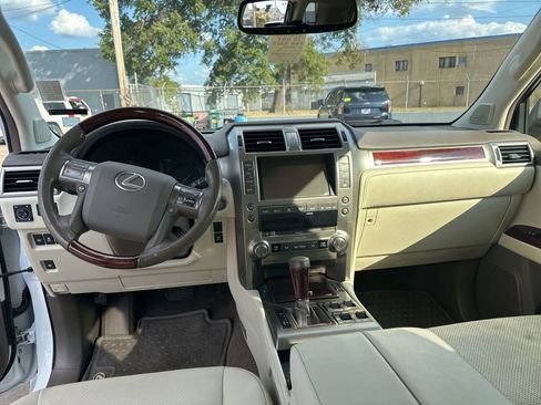 Used 2015 Lexus GX 460 Luxury image 13