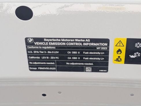 Certified 2023 BMW i4 eDrive35 w/ Premium Package image 26