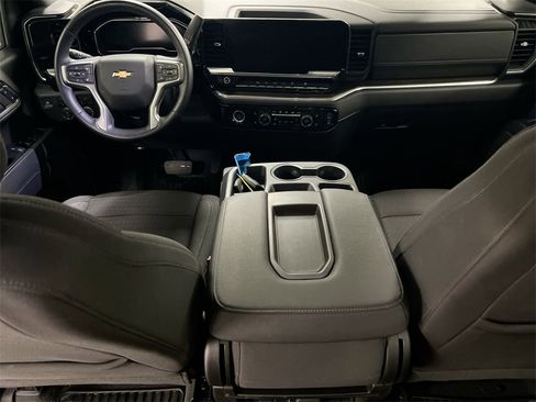 Used 2024 Chevrolet Silverado 1500 LT image 10