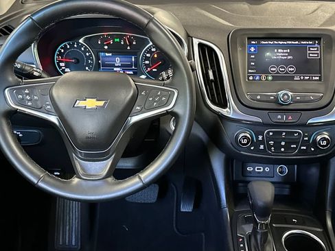 Used 2024 Chevrolet Equinox LT AWD/4WD image 14
