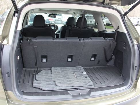 Used 2025 Subaru Ascent Limited AWD/4WD image 35