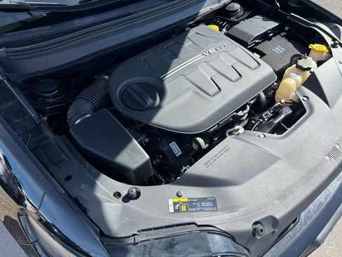 Used 2022 Jeep Cherokee Limited image 48