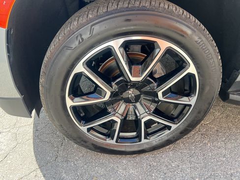 Used 2023 Chevrolet Tahoe RST AWD/4WD image 11