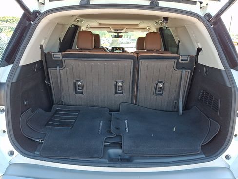 Certified 2023 Nissan Pathfinder Platinum AWD/4WD image 29