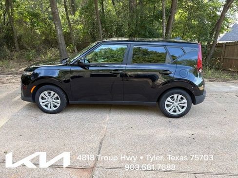 Used 2020 Kia Soul LX FWD image 5