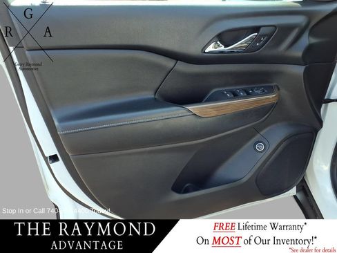 Used 2018 GMC Acadia SLE w/ Driver Alert Package I AWD/4WD image 17