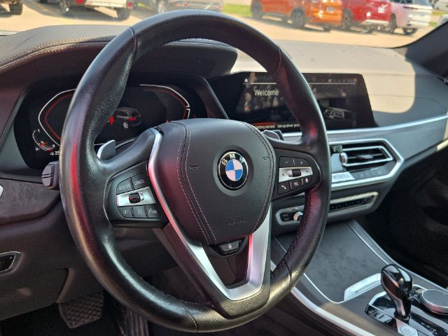 Used 2022 BMW X5 xDrive40i w/ Premium Package AWD/4WD image 13