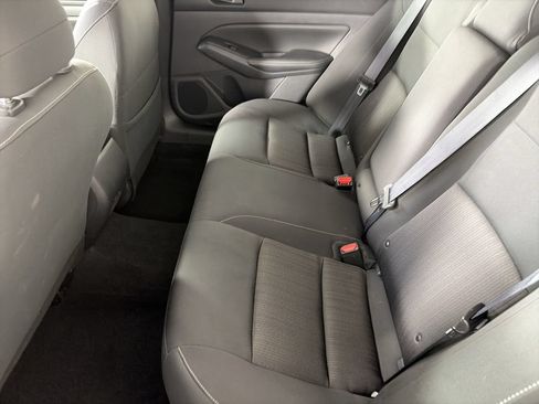 Used 2025 Nissan Altima 2.5 SV FWD image 22