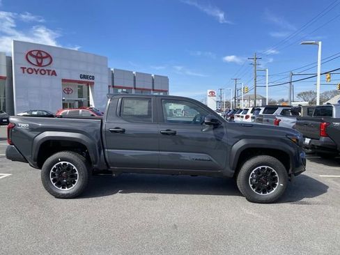New 2026 Toyota Tacoma TRD Off-Road image 2