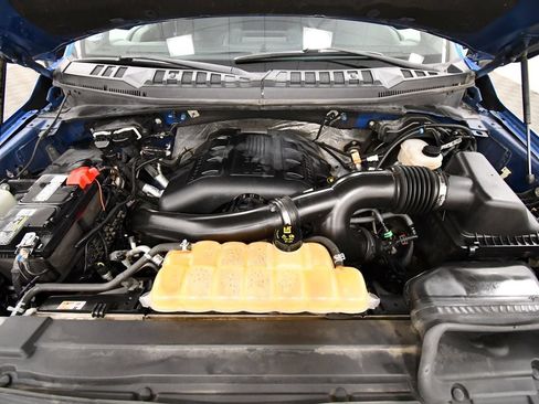 Used 2016 Ford F150 XLT w/ Equipment Group 301A Mid AWD/4WD image 12