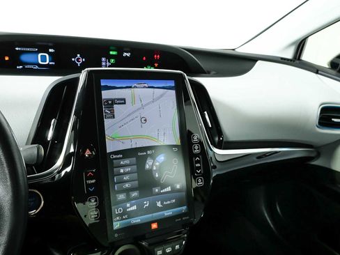 Used 2017 Toyota Prius Prime Advanced FWD image 11