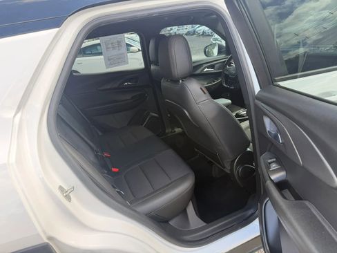 Used 2021 Chevrolet TrailBlazer RS w/ Sun and Liftgate Package AWD/4WD image 27